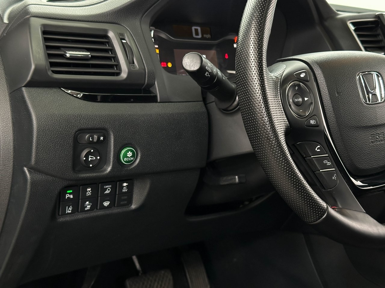 2023 Honda Ridgeline Black Edition photo 26