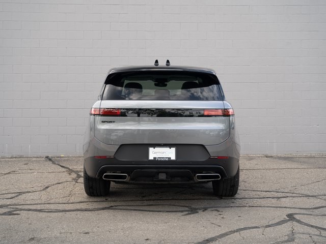 2024 Land Rover Range Rover Sport SE photo 6