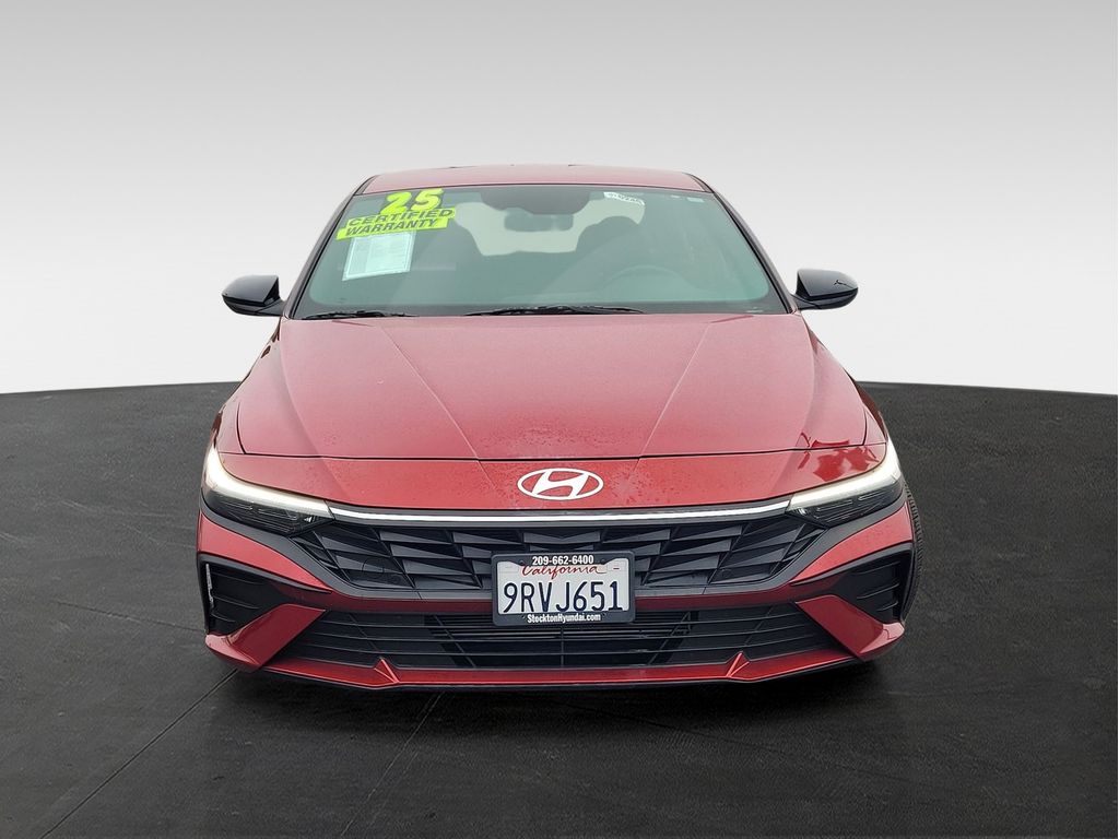 2025 Hyundai Elantra SEL Sport photo 2
