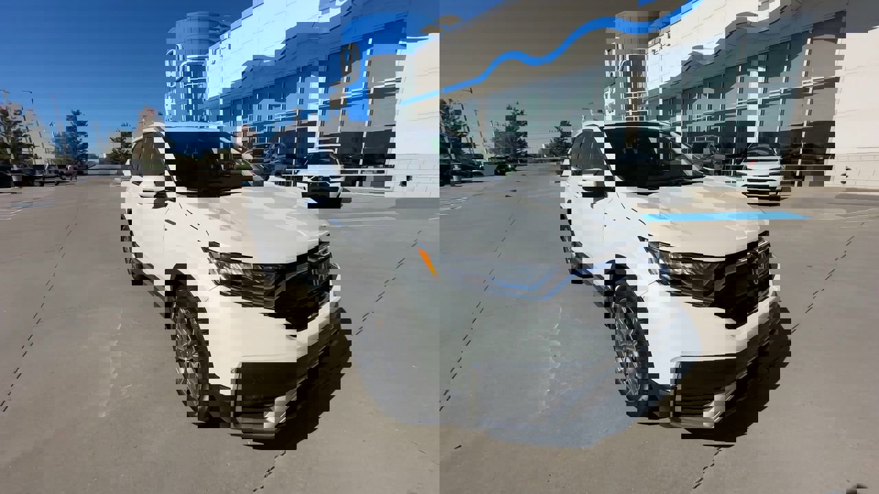 Certified 2022 Honda CR-V Touring with VIN 5J6RT6H98NL056403 for sale in Kansas City