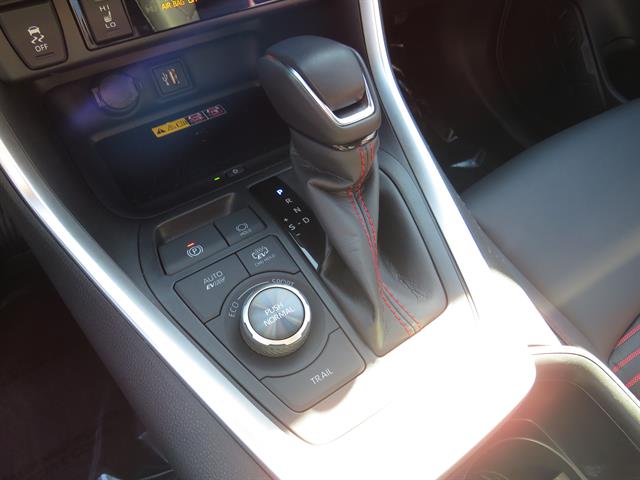 2023 Toyota RAV4 Prime XSE photo 16