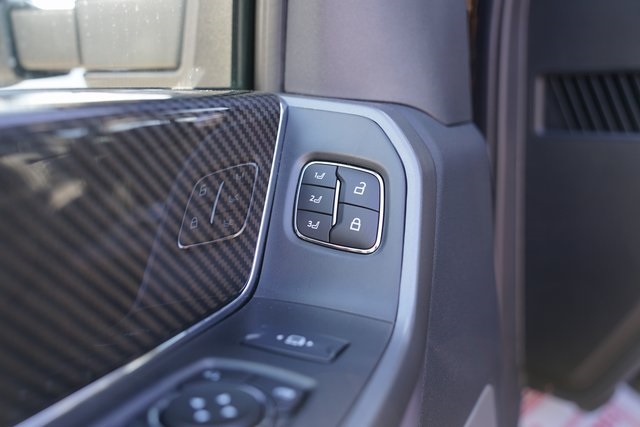 2025 FORD F-350 - Image 44