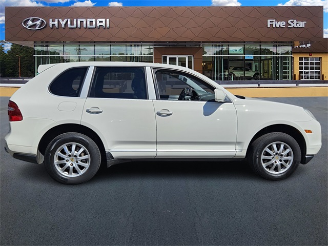 2010 Porsche Cayenne Base photo 8
