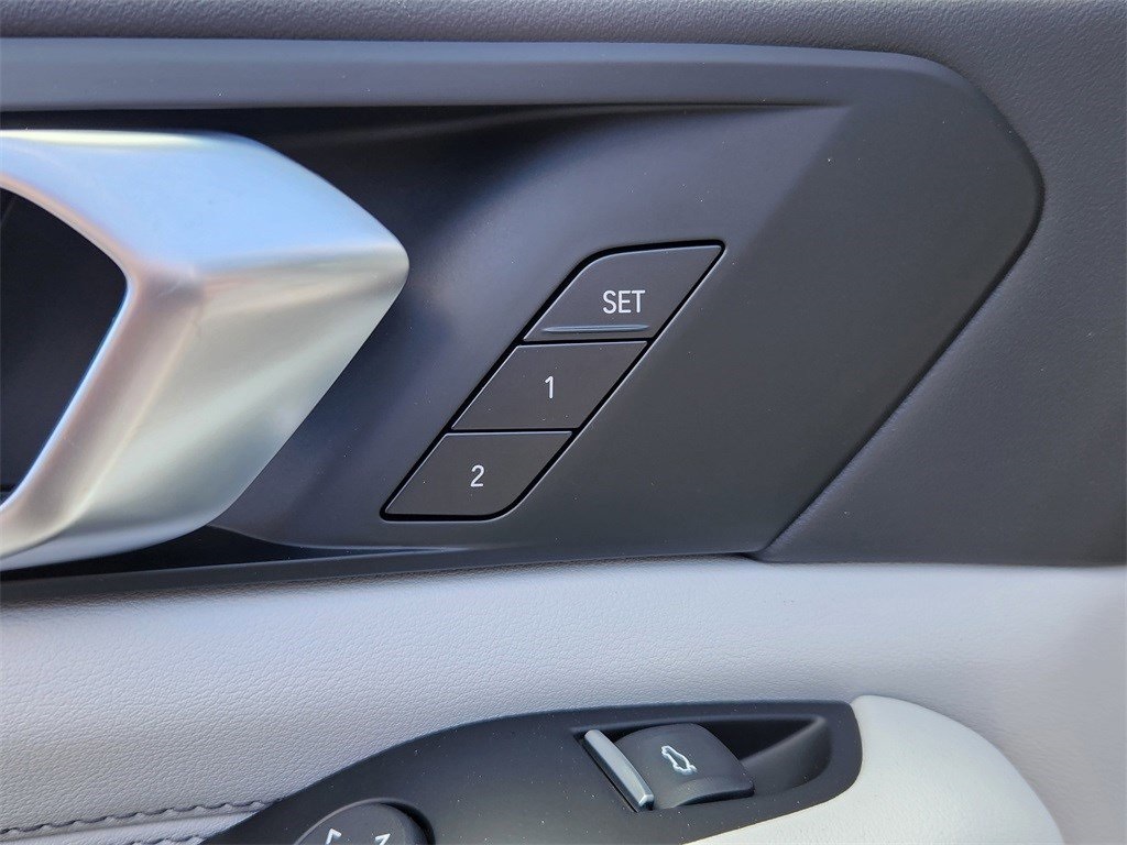 2026 Bmw X5 xDrive50e photo 17