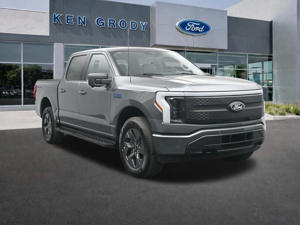 2025 Ford F-150 Lightning