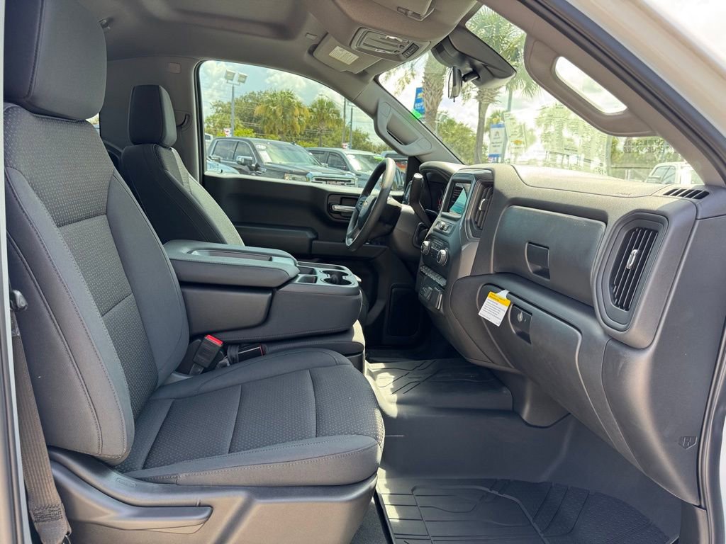 2025 Chevrolet Silverado 1500 photo 11