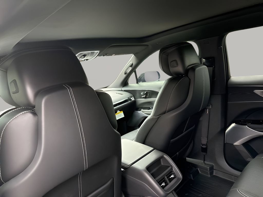 2025 Cadillac Lyriq Sport photo 31