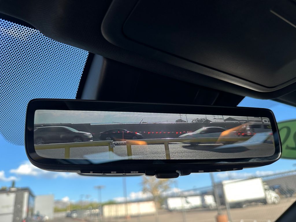 2020 Toyota RAV4 Hybrid XSE photo 26