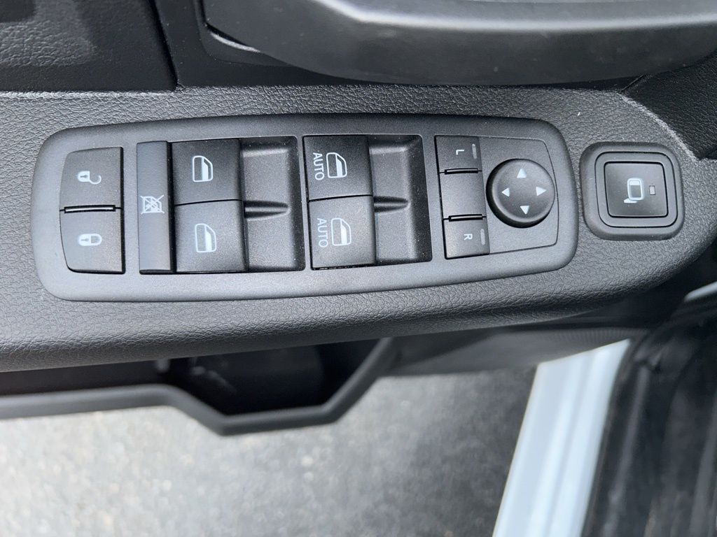 2024 Ram 3500 Tradesman photo 12