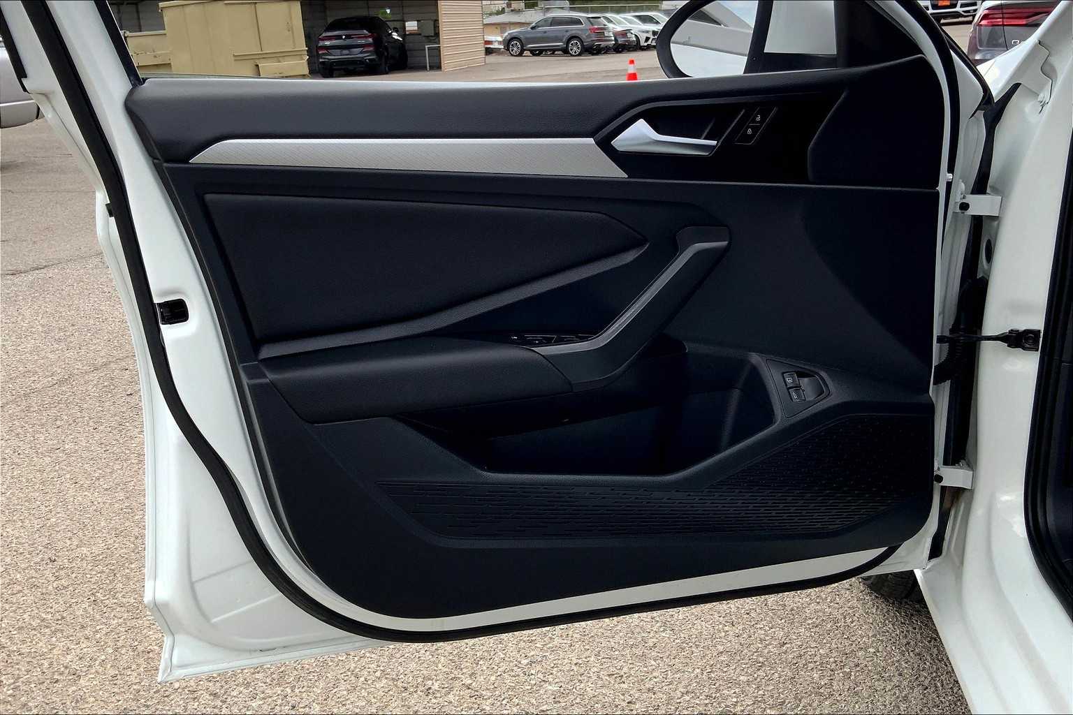 2021 Volkswagen Jetta S photo 16