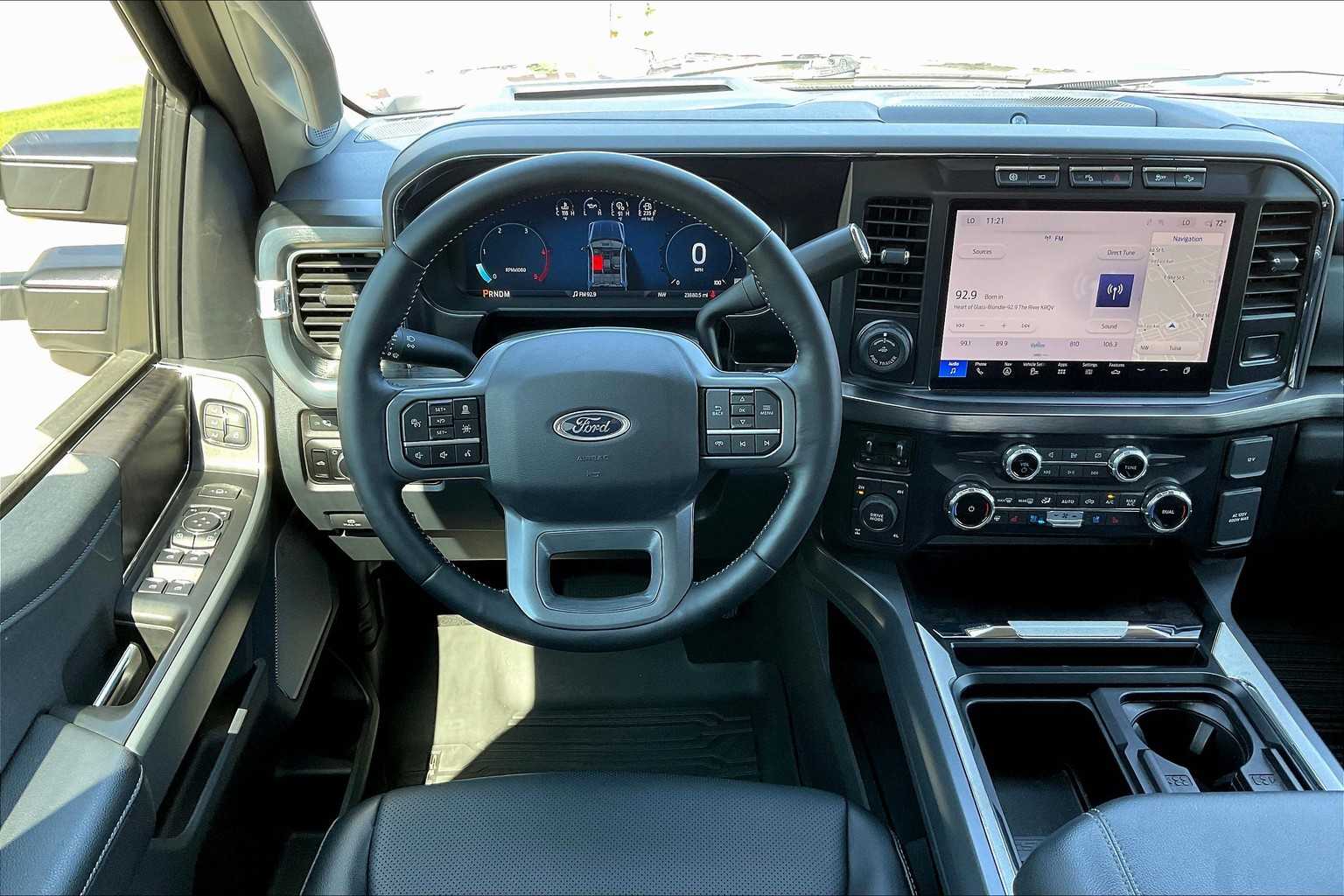 2024 Ford F-250 1500 Denali photo 10