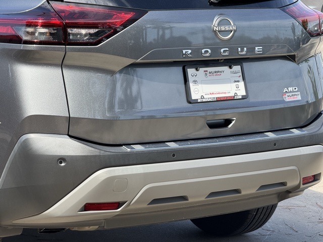 2023 Nissan Rogue S photo 9