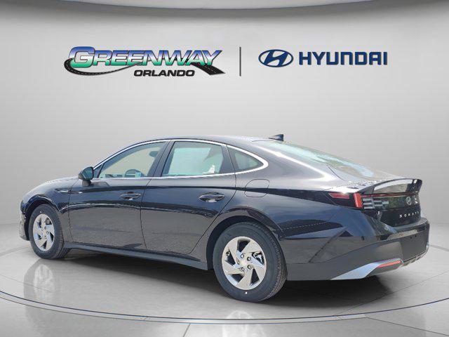 2025 Hyundai Sonata SE photo 3