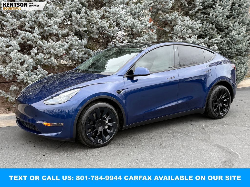 2023 Tesla Model Y Long Range's photo