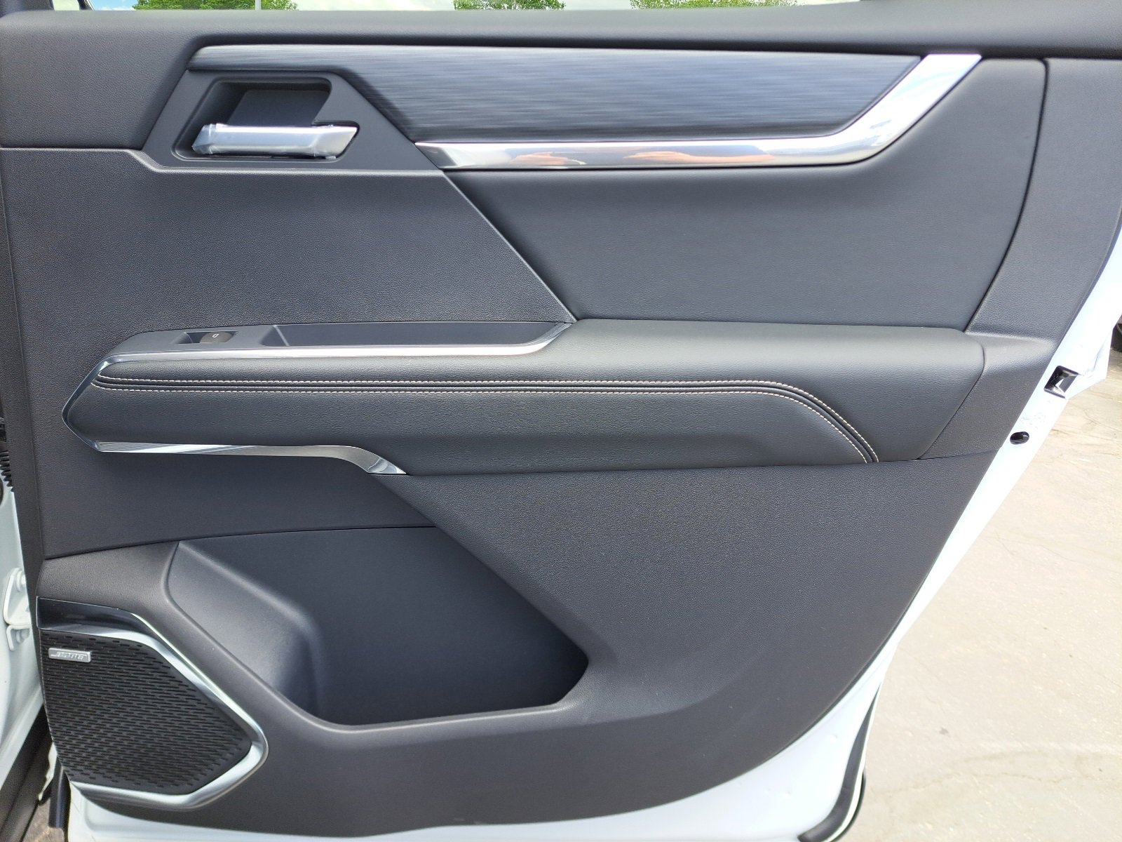 2025 Gmc Acadia Elevation photo 23