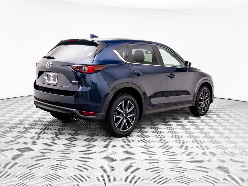 2018 Mazda CX-5 Touring photo 3