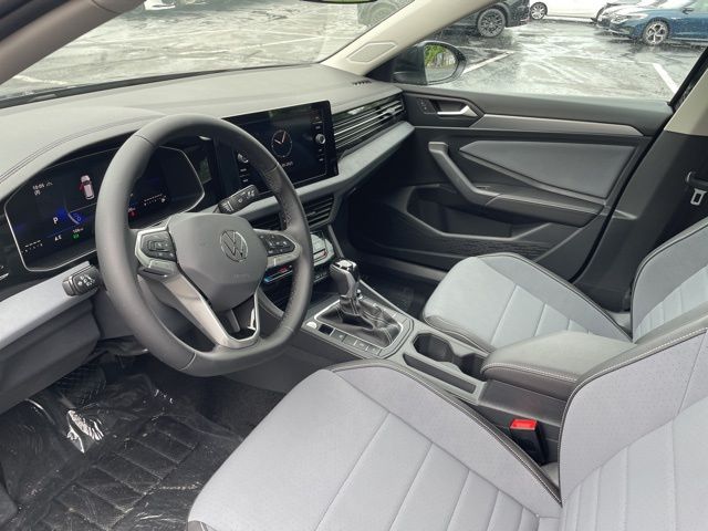 2025 Volkswagen Jetta 1.5T SE photo 10