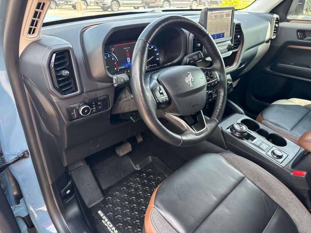 2023 Ford Bronco Sport Outer Banks photo 15