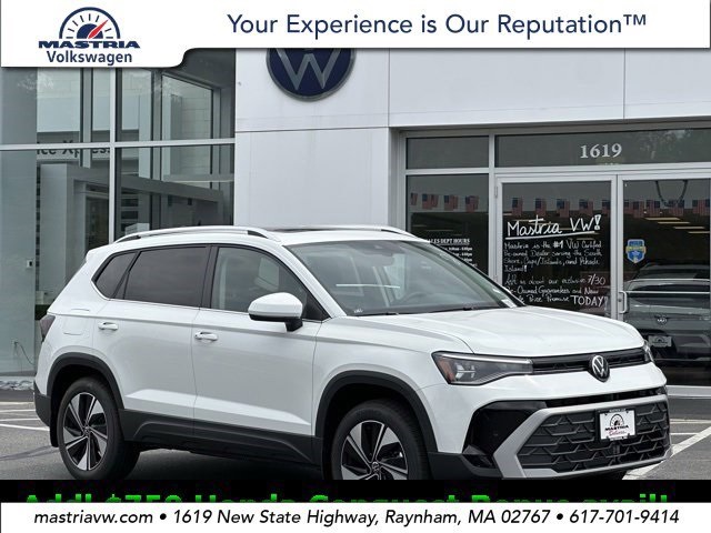 2025 Volkswagen Taos SE's photo