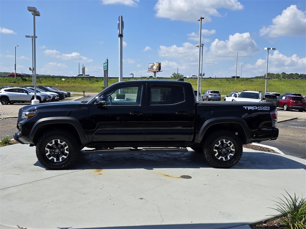 2023 Toyota Tacoma TRD Off-Road V6 photo 4