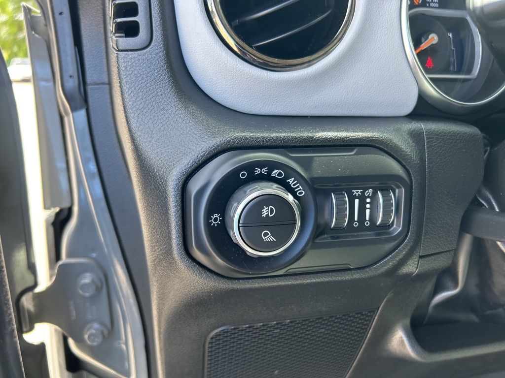 2022 Jeep Gladiator High Altitude photo 35