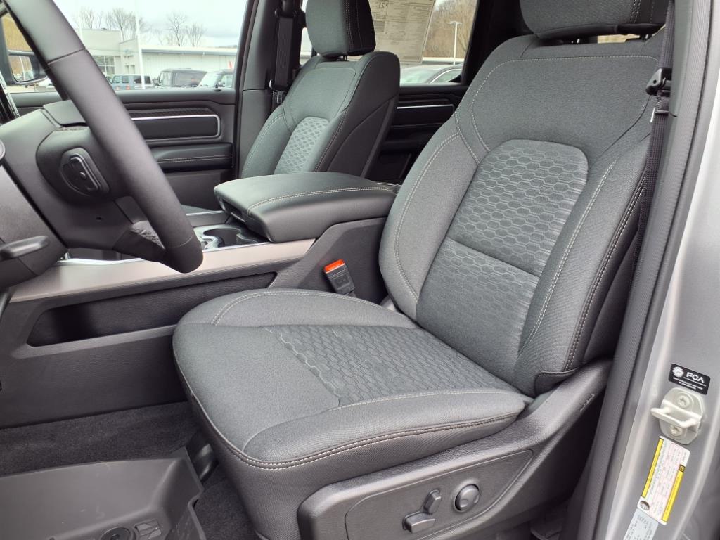 2025 Ram 1500 Big Horn Lone Star photo 4