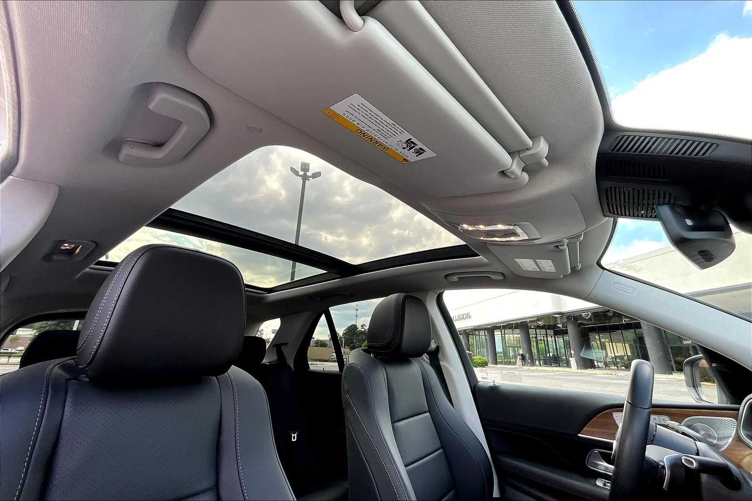 2025 Mercedes Benz GLE 350 4MATIC photo 12