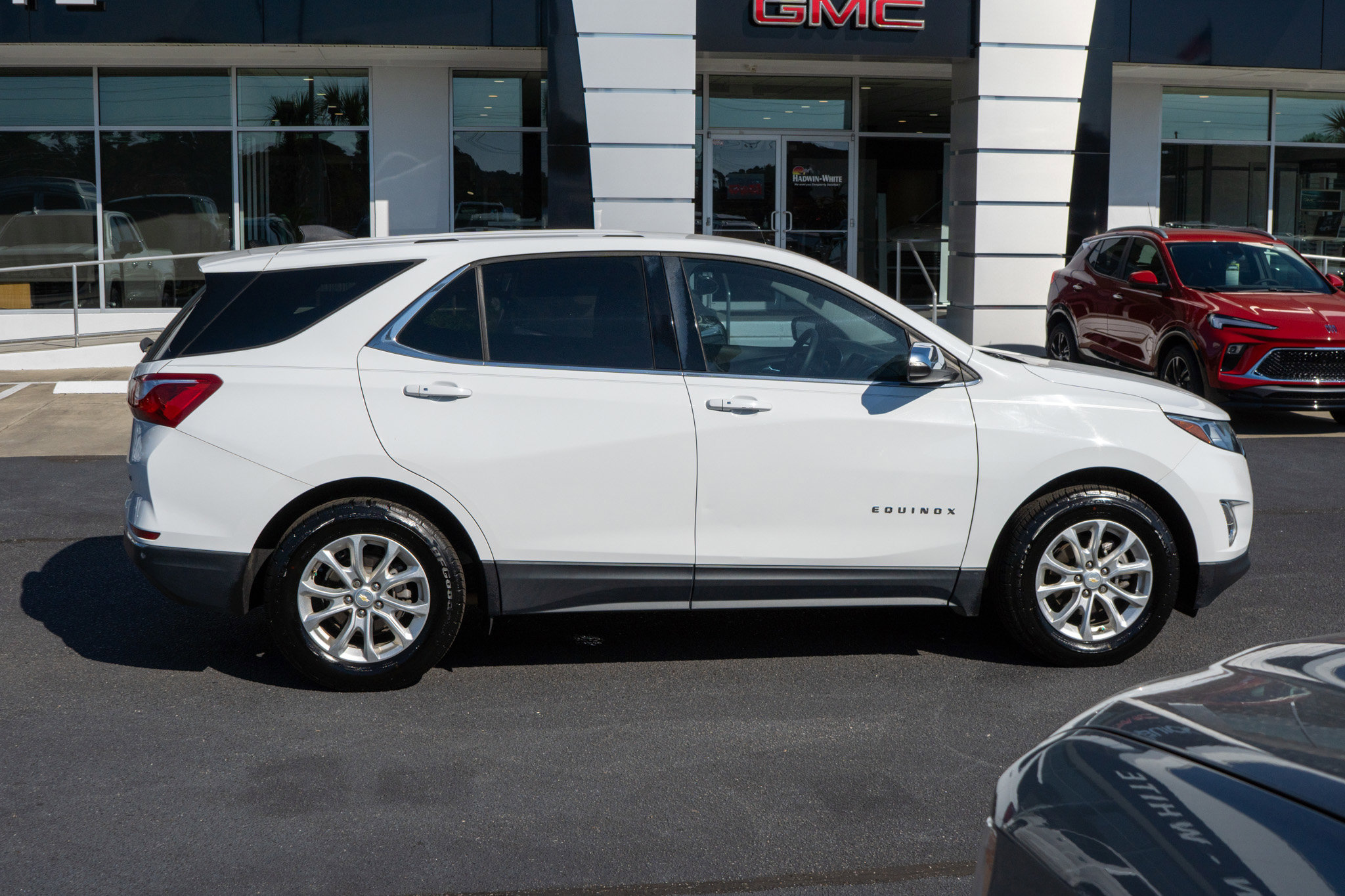 Used 2018 Chevrolet Equinox LT with VIN 2GNAXJEV6J6131492 for sale in Conway, SC
