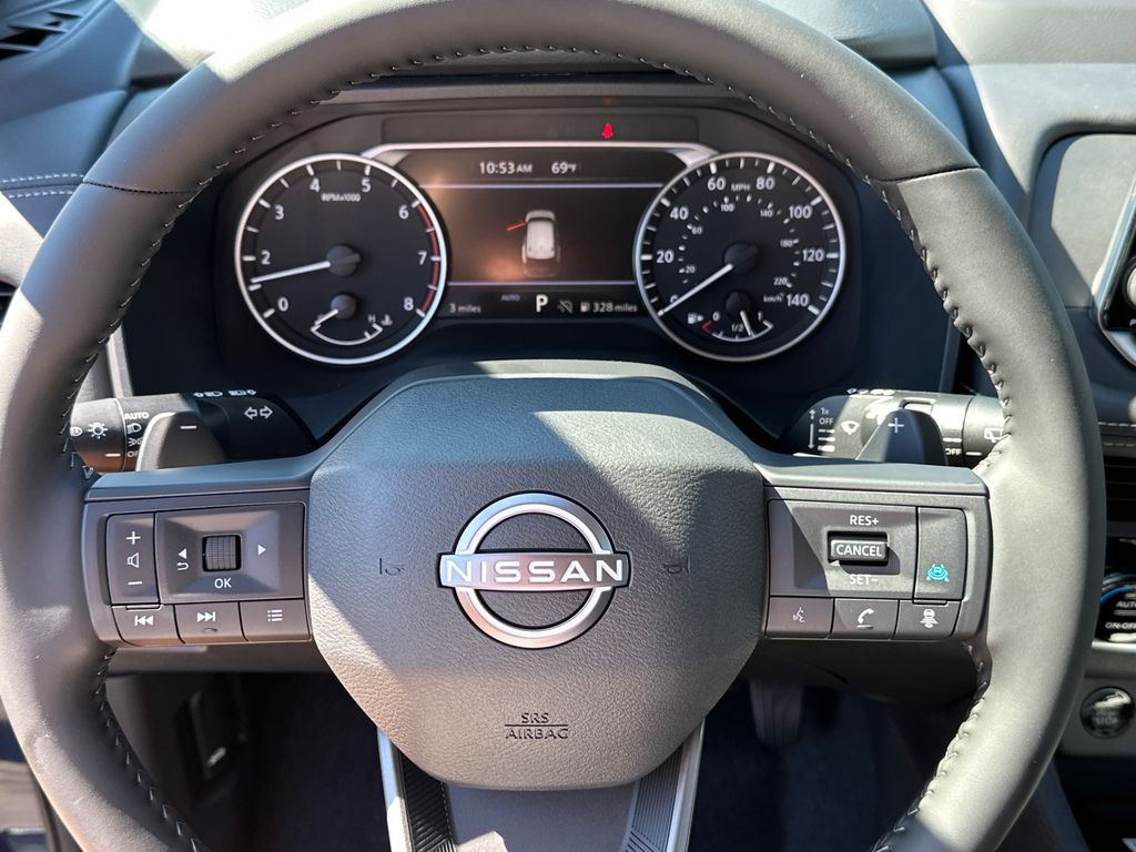 2026 Nissan Rogue SV photo 10