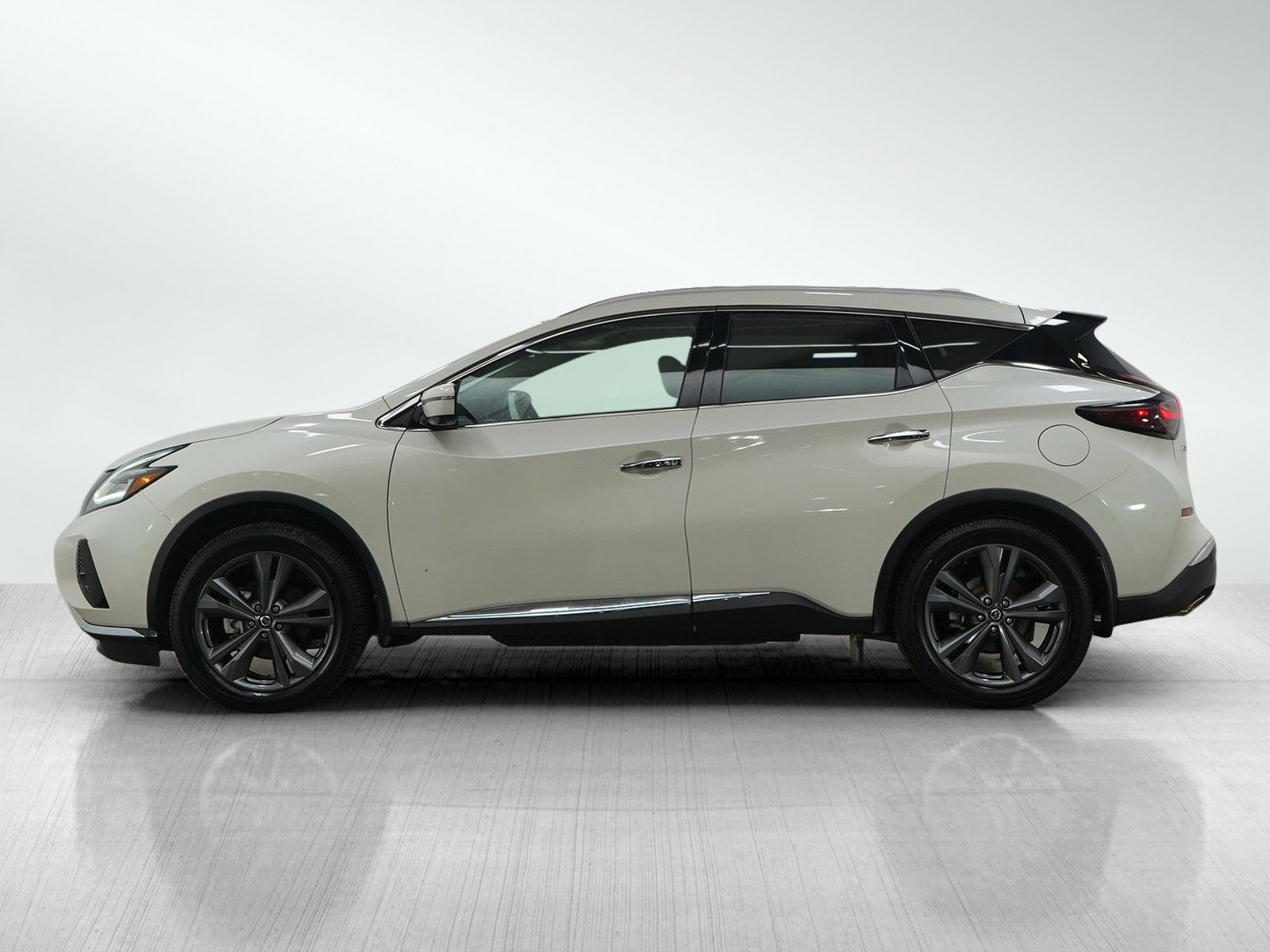 Used 2020 Nissan Murano Platinum with VIN 5N1AZ2DS4LN163545 for sale in Wayzata, Minnesota
