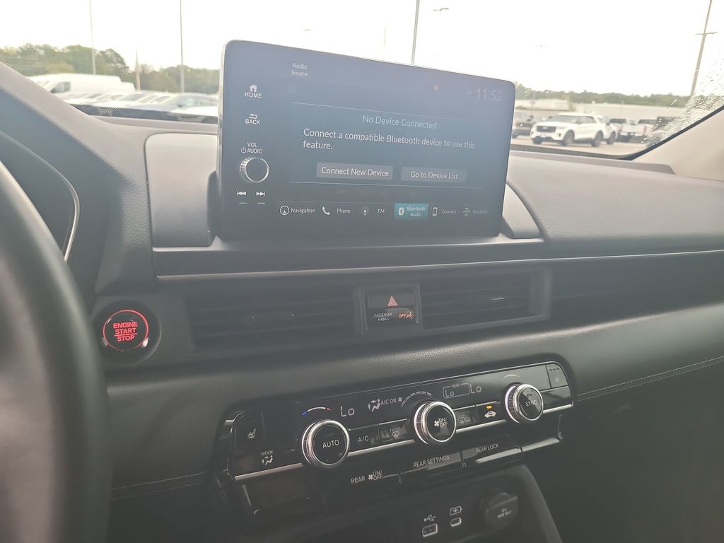 2024 Honda Pilot Touring photo 17