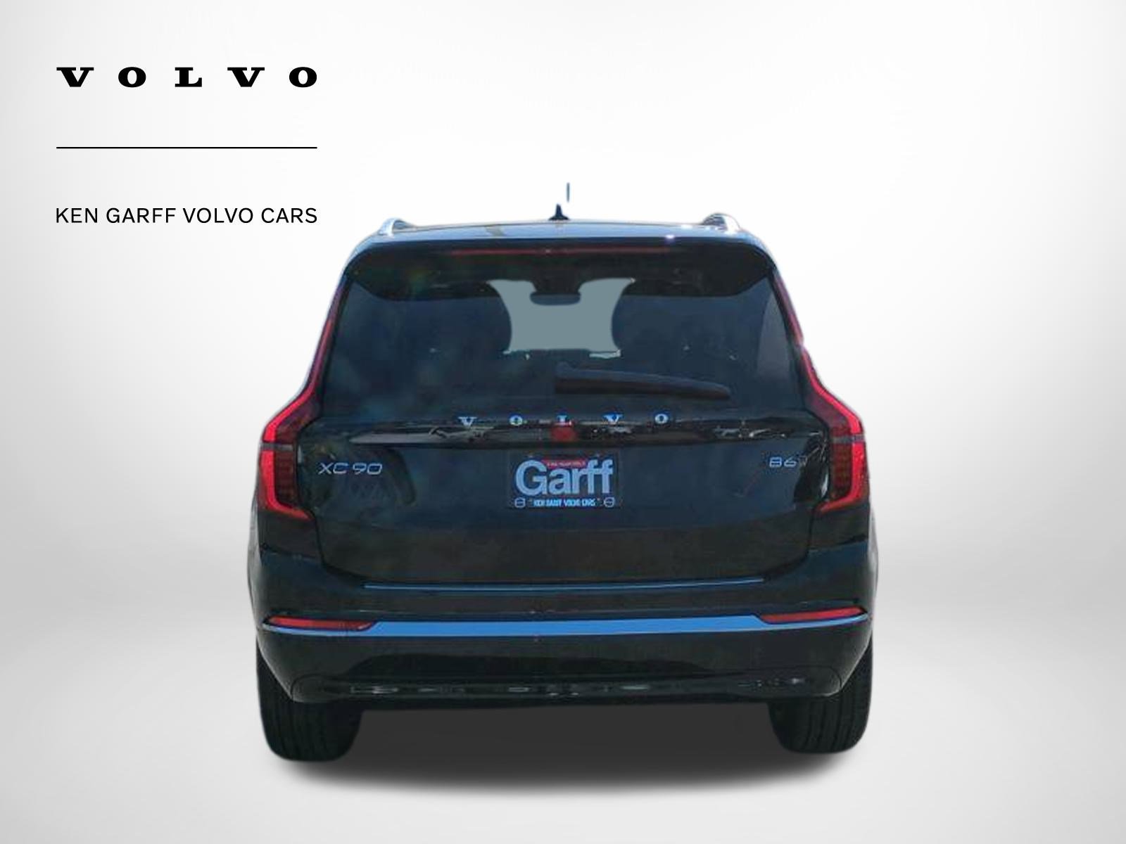 2025 Volvo XC90 Core photo 4