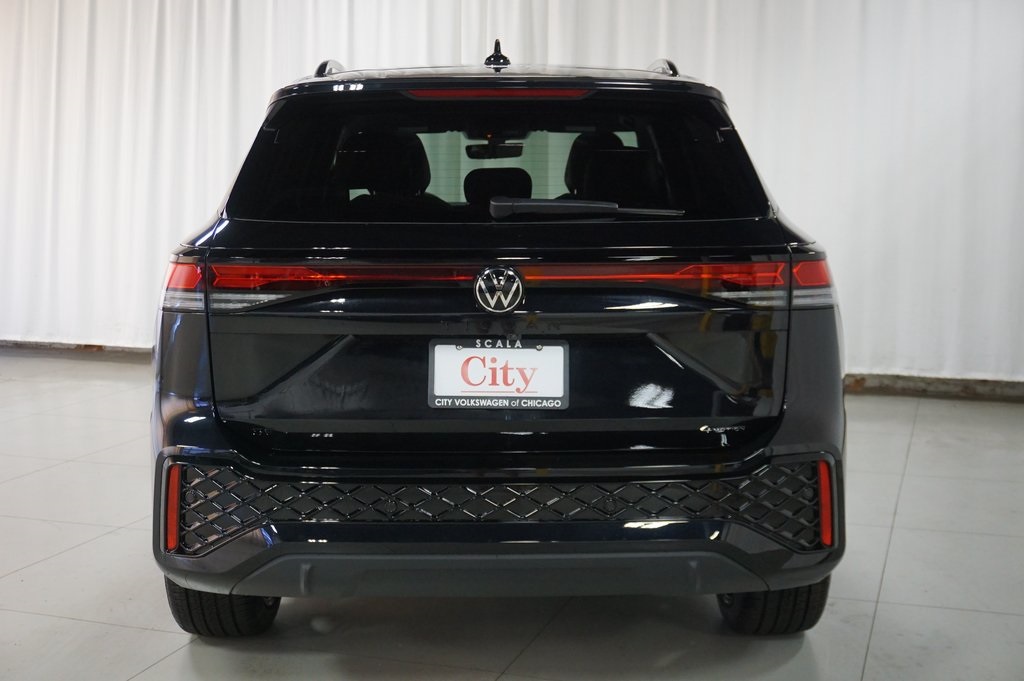 2025 Volkswagen Tiguan SE R-Line Black photo 5