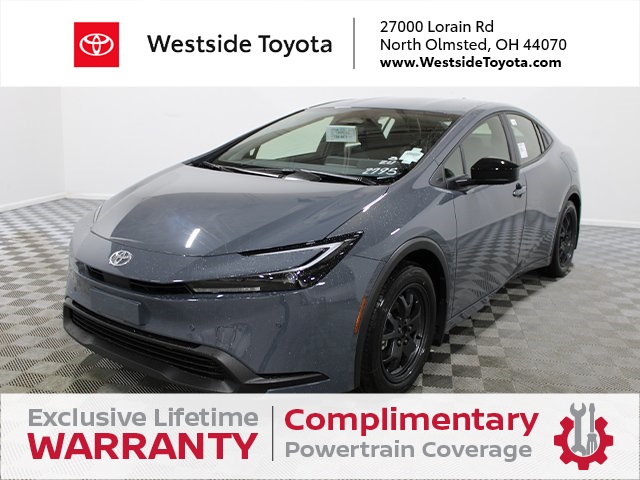 2026 Toyota Prius LE's photo