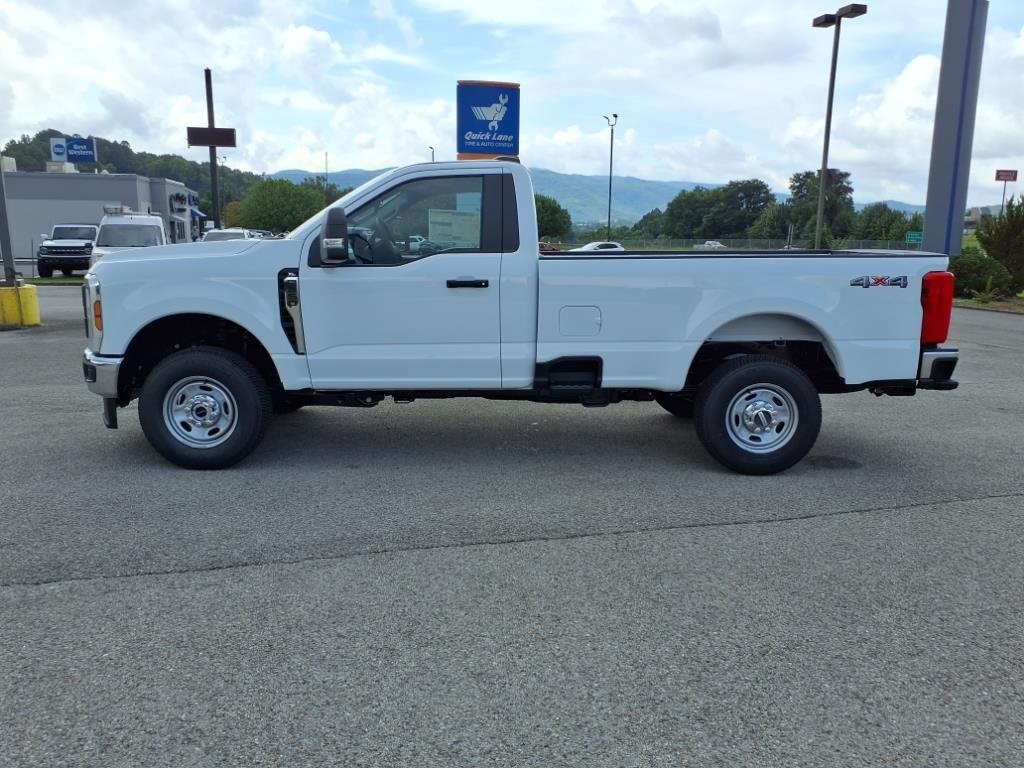 2026 Ford F-250 XL photo 2