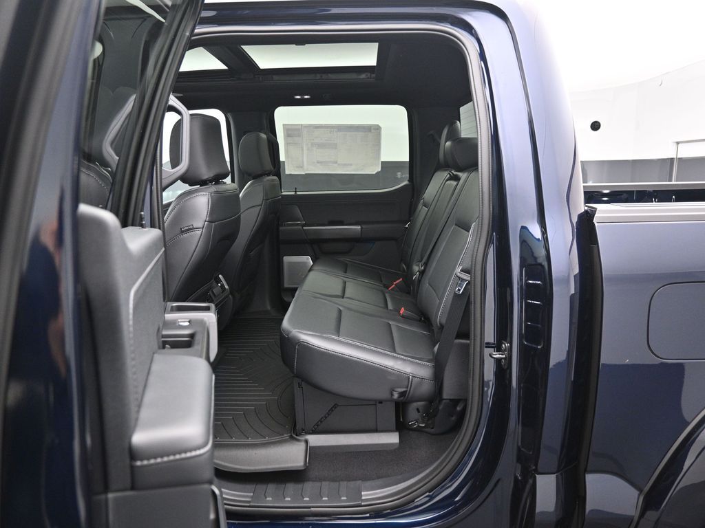 2024 Ford F-150 Lariat photo 15