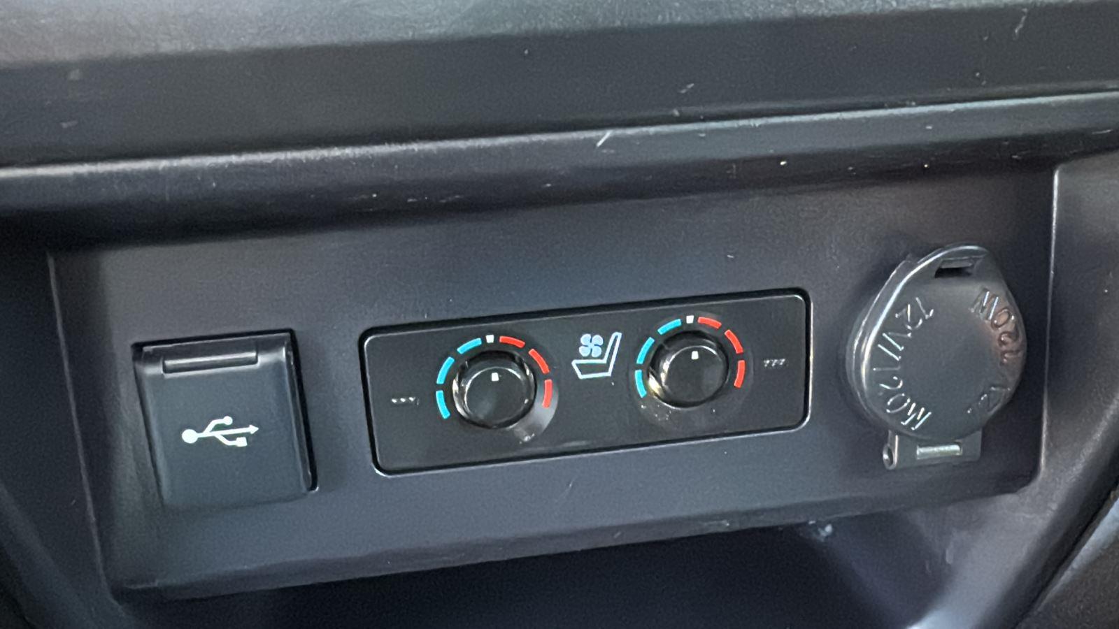 2020 Toyota 4Runner Nightshade Edition photo 15