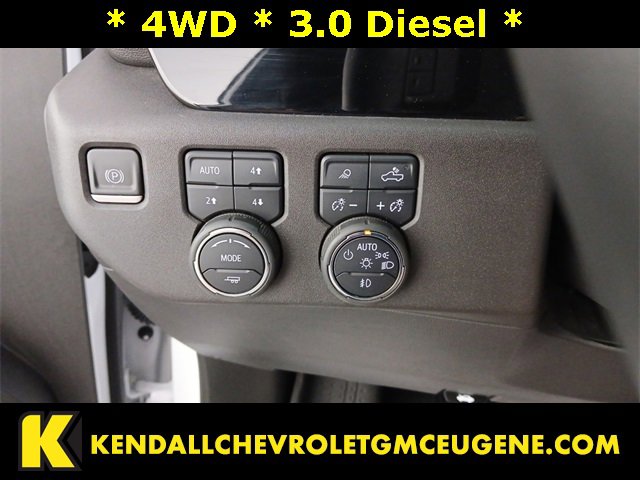 2023 Chevrolet Silverado 1500 High Country photo 15