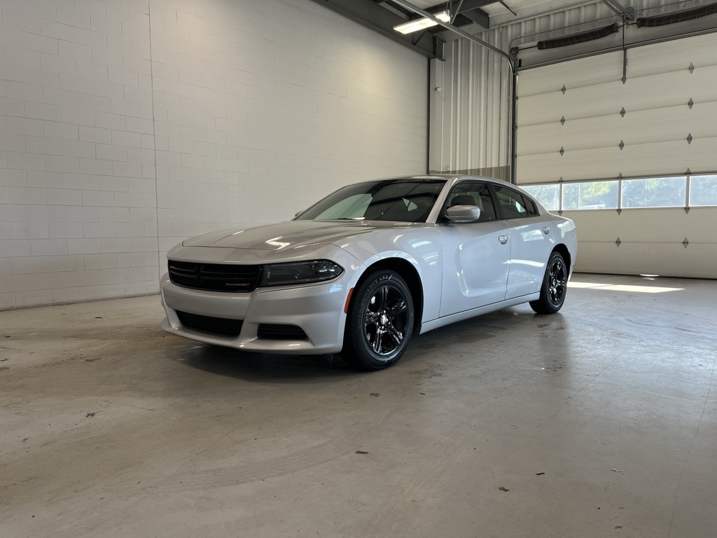 2022 Dodge Charger SXT photo 2