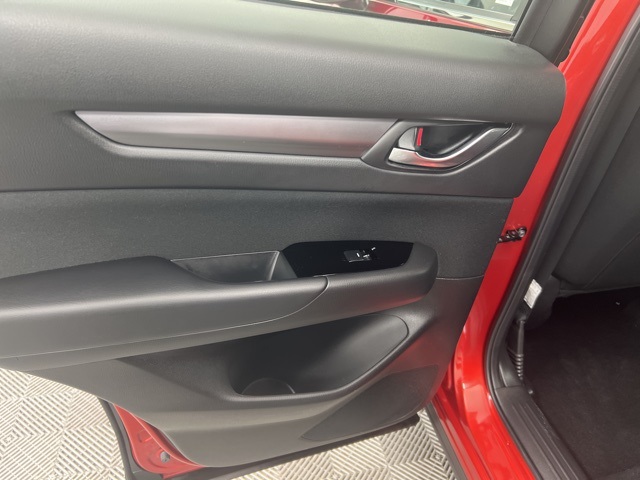 2022 Mazda CX-5 2.5 S Preferred photo 15