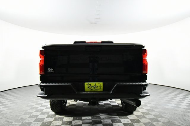 2025 Chevrolet Silverado 3500HD LT photo 11