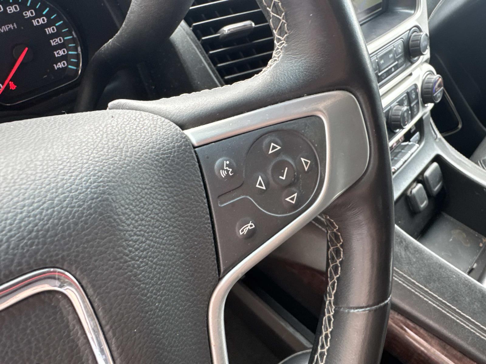 2017 Gmc Yukon SLT photo 23