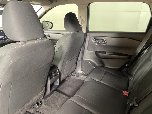 2024 Nissan Rogue S photo 26
