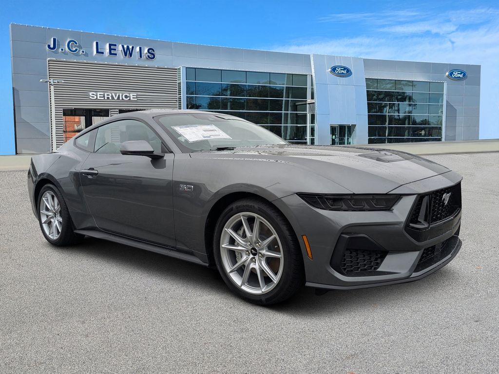 2025 Ford Mustang GT Premium's photo