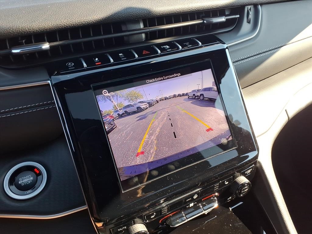 2025 Jeep Grand Cherokee Altitude X photo 12