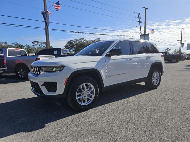 2025 Jeep Grand Cherokee Laredo X photo 26
