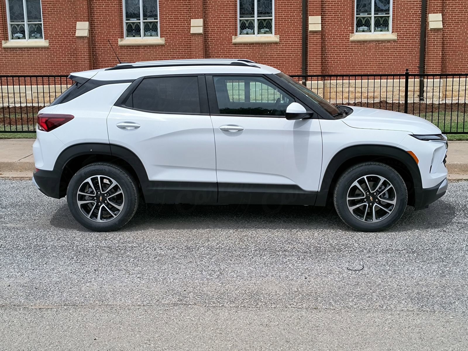 2025 Chevrolet Trailblazer LT photo 10