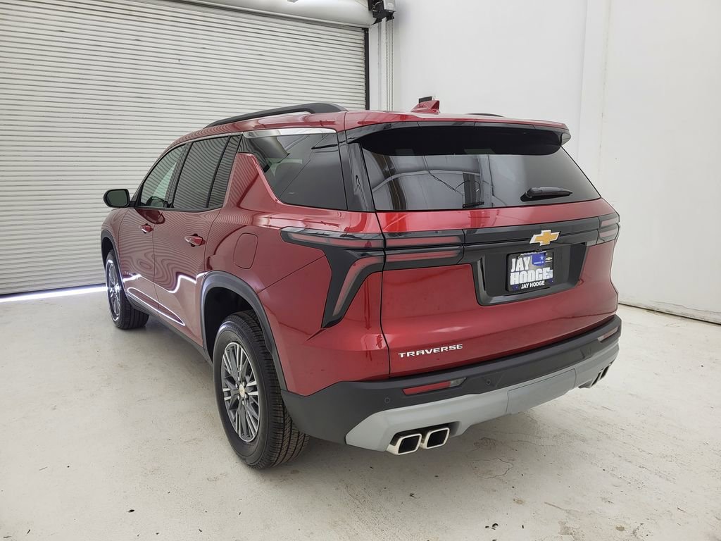 2026 Chevrolet Traverse photo 15