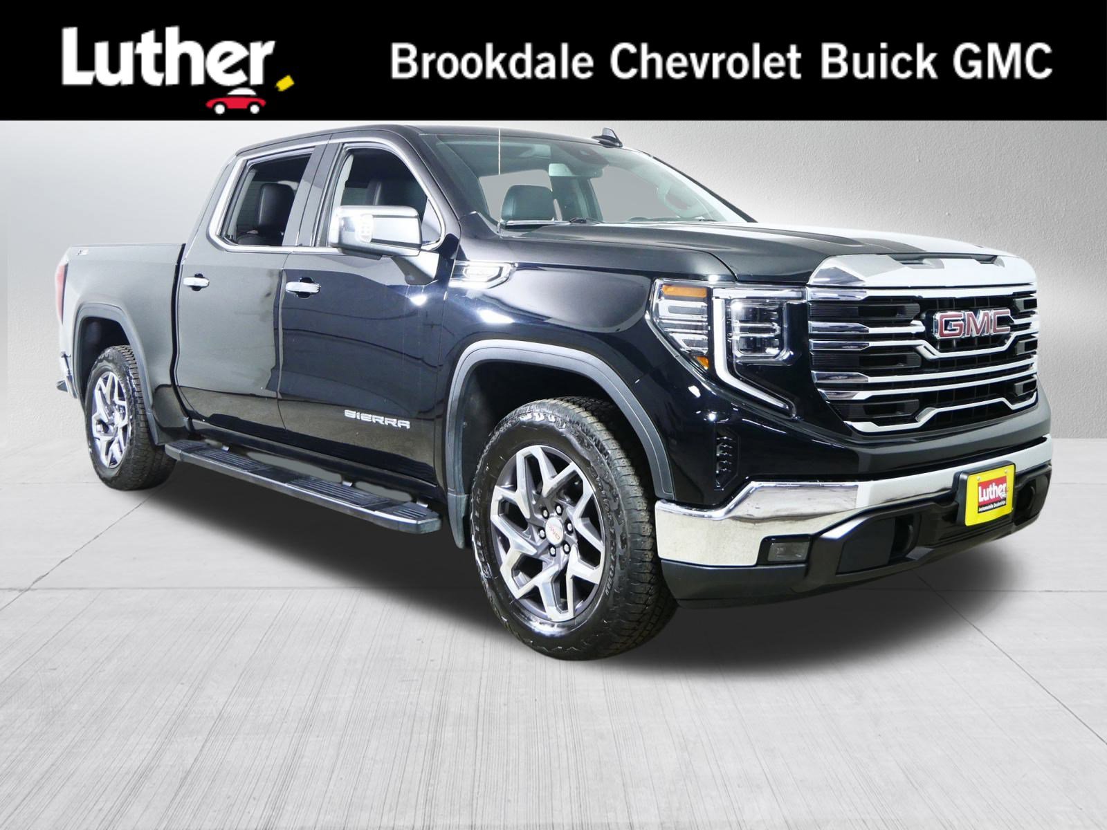 2023 GMC Sierra 1500 SLT's photo