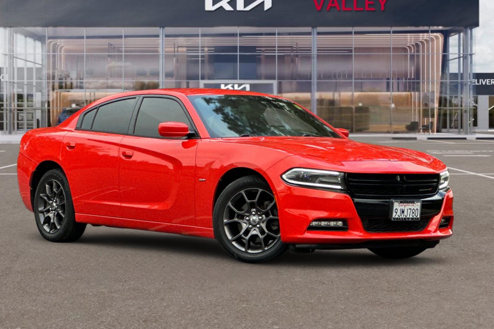 2018 Dodge Charger GT photo 2